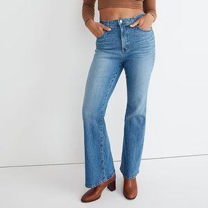 Madewell Perfect Vintage Flare Jean in Pointview Wash - Petite